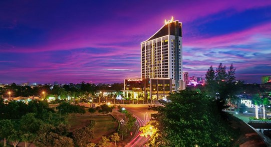 KHÁCH SẠN MƯỜNG THANH LUXURY CẦN THƠ